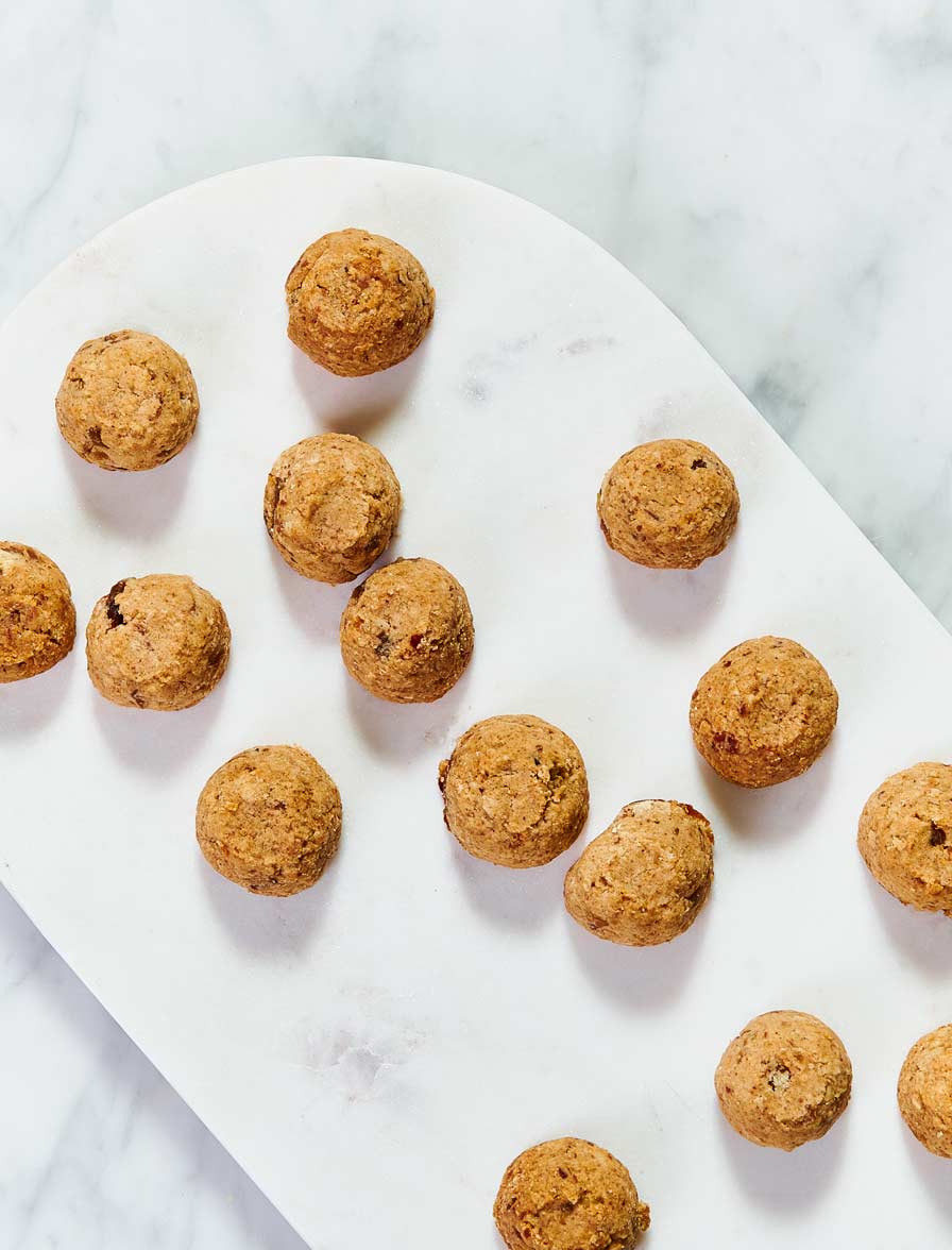 Byron Bay Cookies Sticky Date & Ginger Cookie Bites