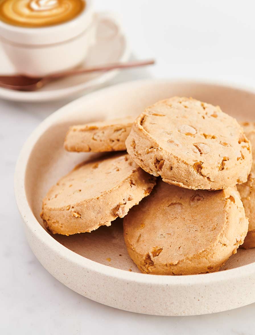 White Choc Macadamia Cookie Jar