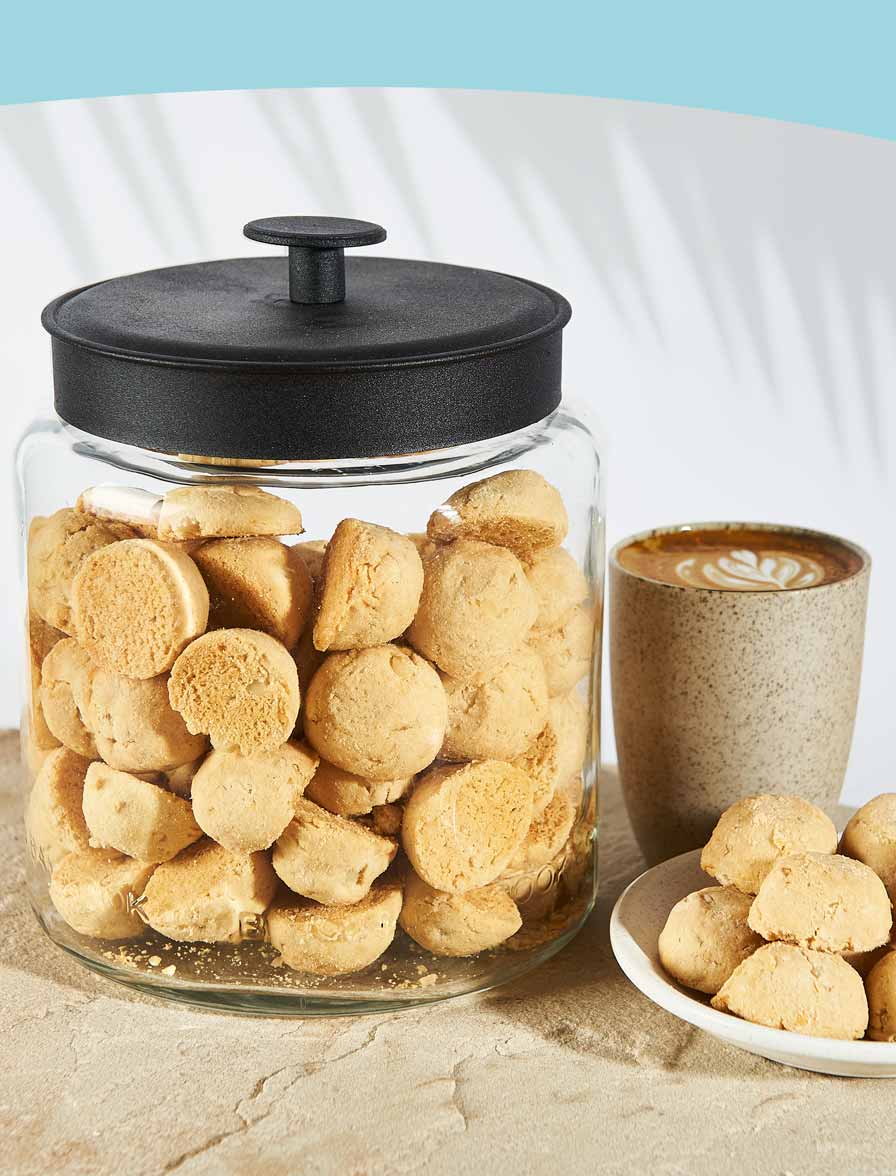 White Choc Macadamia Cookie Bites Jar