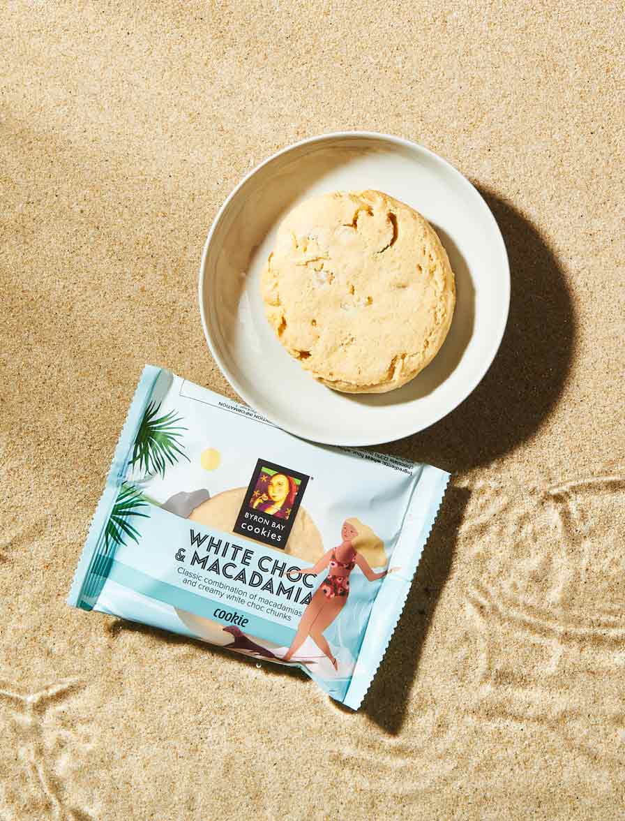 White Choc Macadamia Cookie 60g