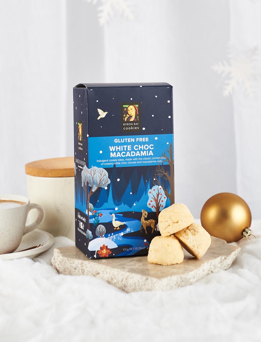 Winter Wonderland Gluten Free White Choc Macadamia Gift Box 150g