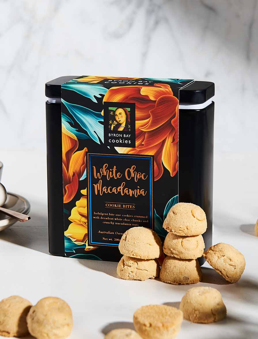 White Choc Macadamia Gift Tin 200g